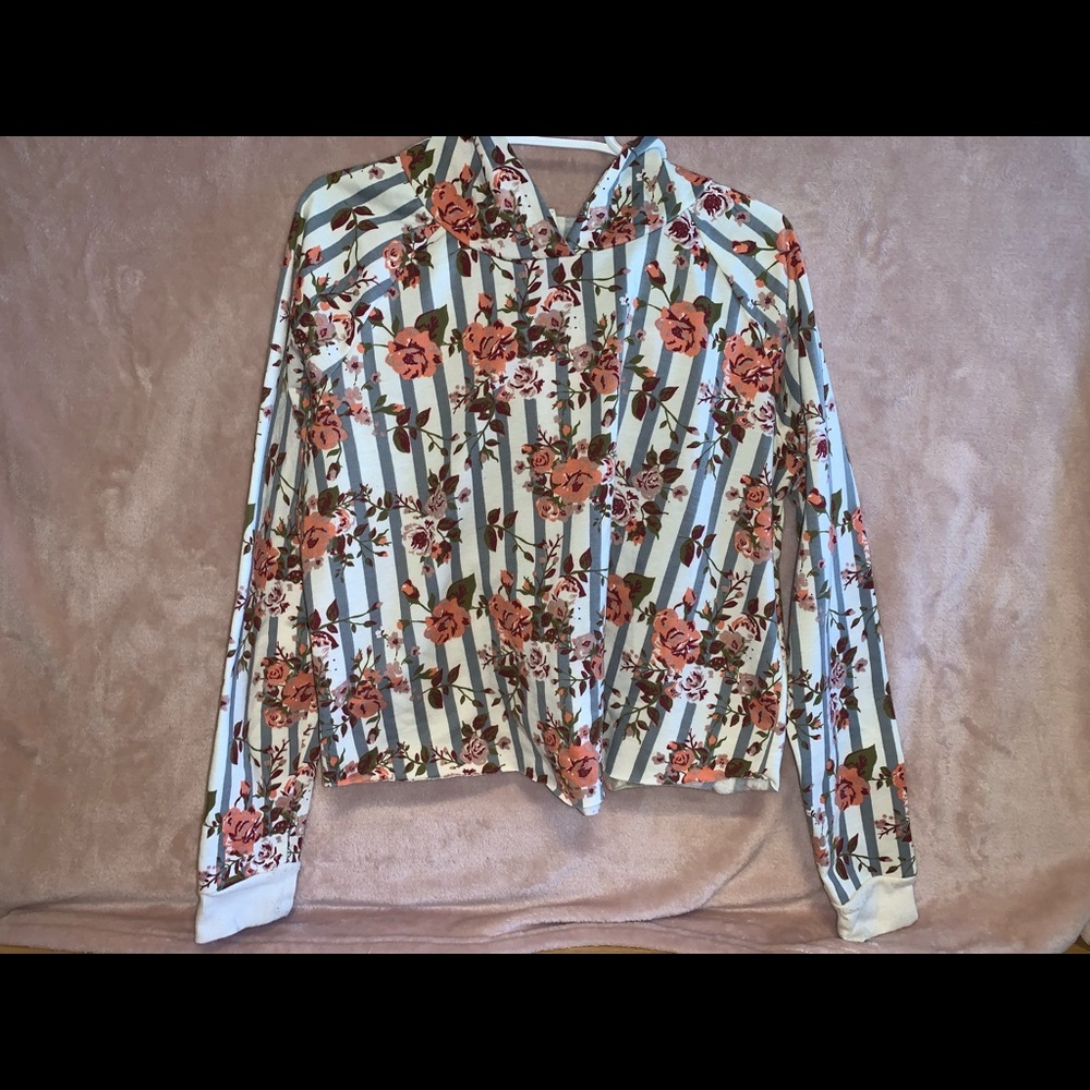 Crop-Top Junior Sweater